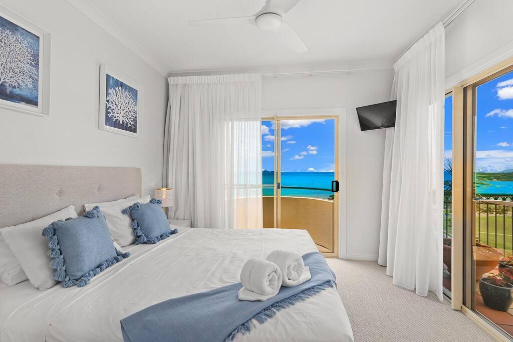 Aqua Vista Apartment Airlie Beach Bagian luar foto